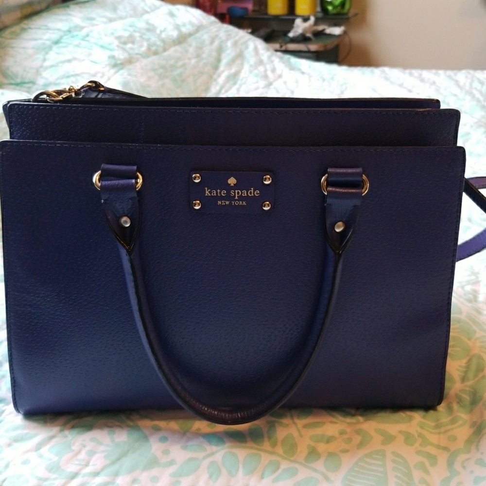 Purse crossbody and hand held